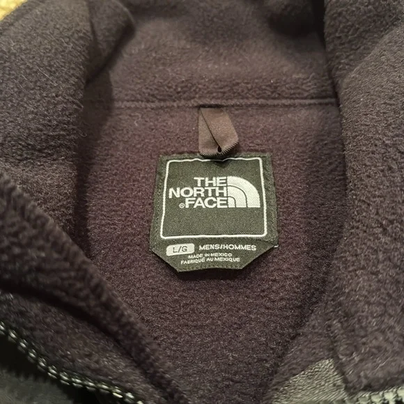 Men’s North Face Retro Denali Fleece TNF Black Jacket - Size L - Picture 2 of 2